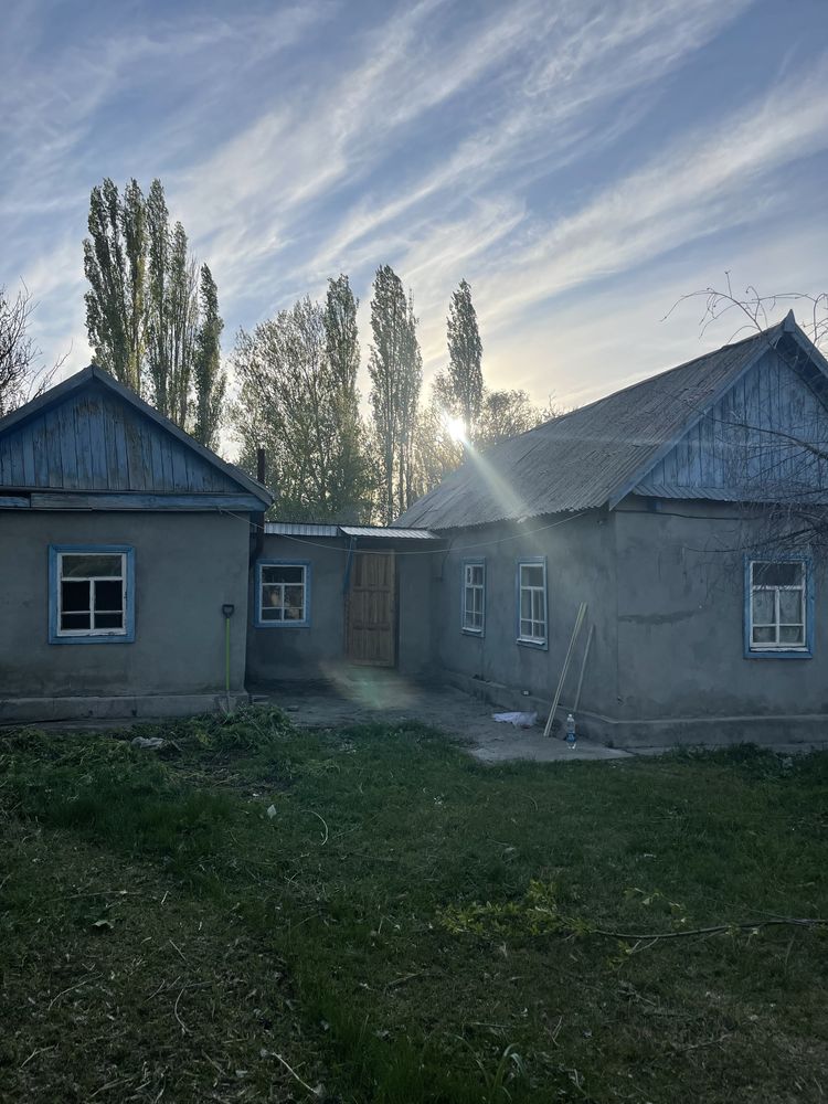 Үй 4 бөлмелі вариант бар