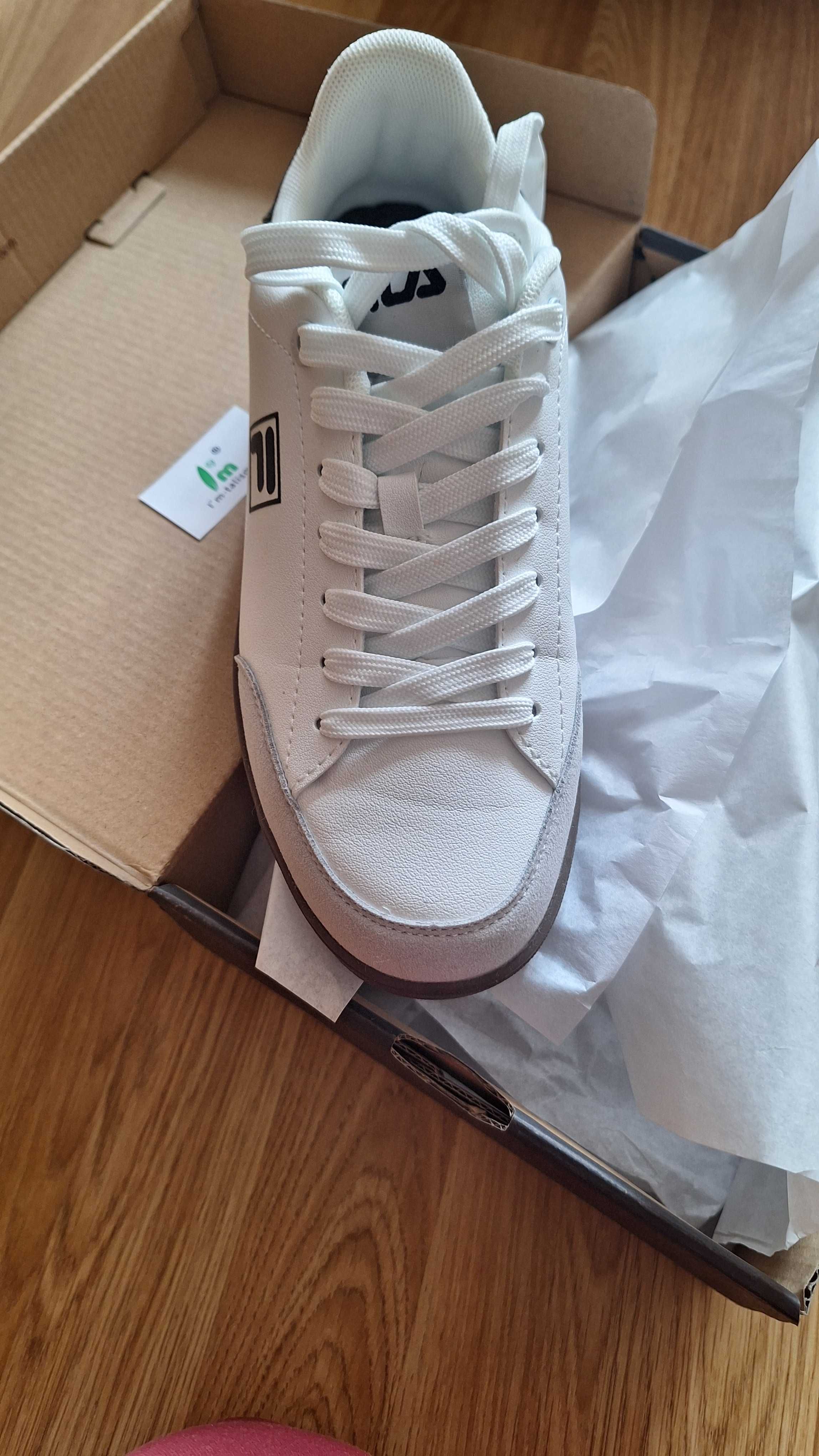 Маратонки Fila, 38 номер