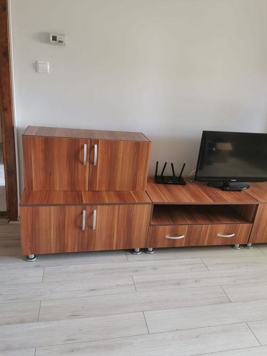 Vând mobila pentru sufragerie