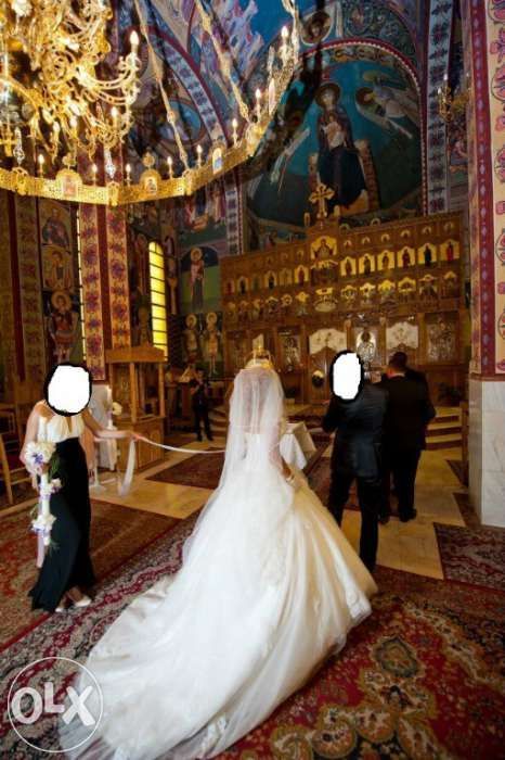 Rochie mireasa purtata o singura data