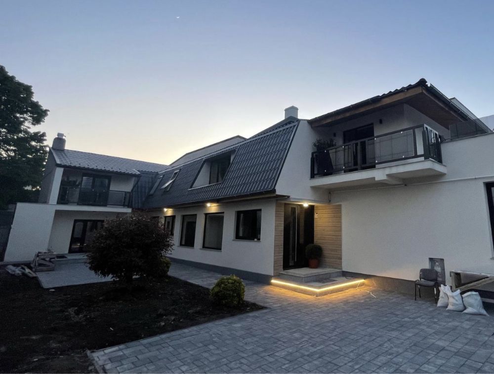 Casa damaroaia - luptatorilor - 350 m teren -450 de m construiti -