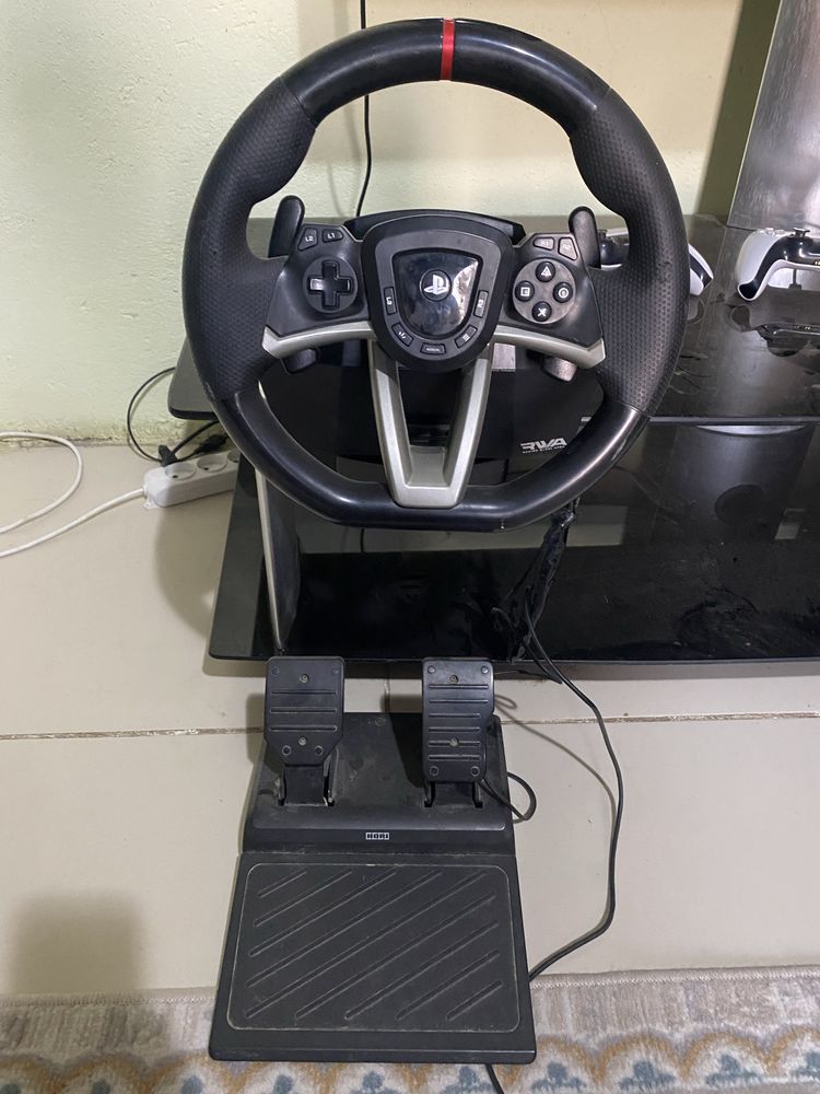 Руль игравой , на PS5 PS4 и на Комп