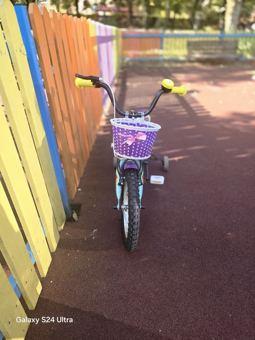 Bicicleta copii cu roti ajutătoare