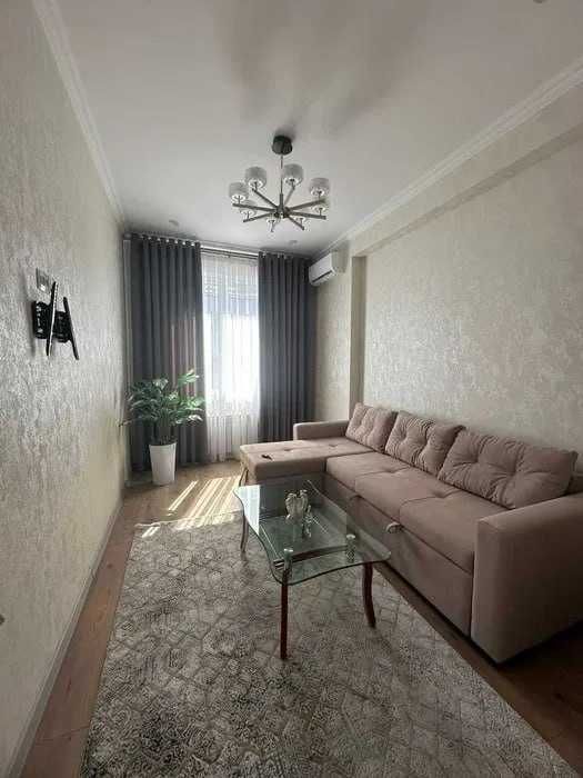 Продаётся 1-комнатная квартира в ЖК DUSTLIK, 30м2, ор-р метро Дустлик
