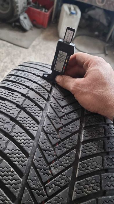 285 40 20 iarna Bridgestone Blizzak LM005  DOT 4021