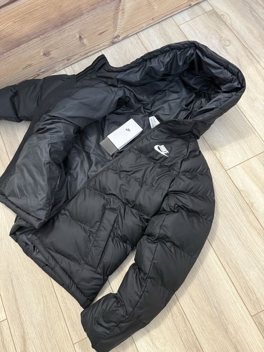 НОВО Детско яке Nike