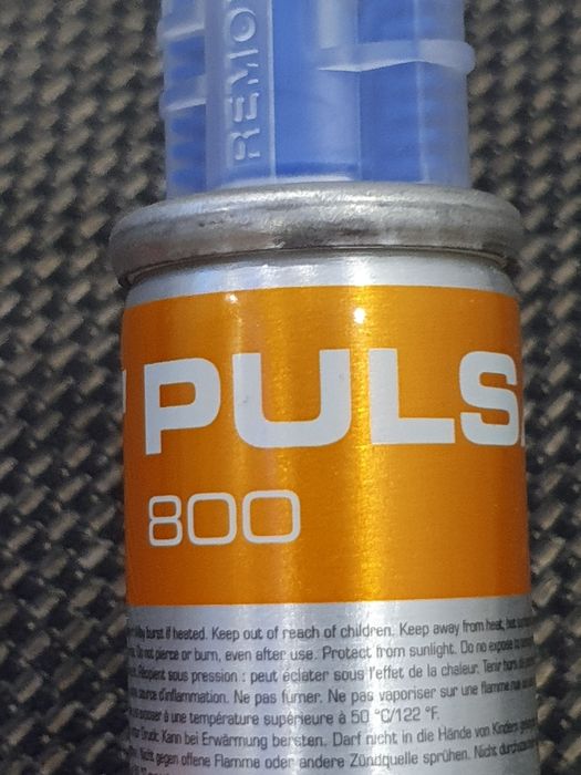 Gaz pistol cuie  o bucata la 50 de lei