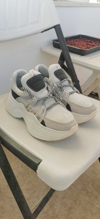 маратонки с висока платформа