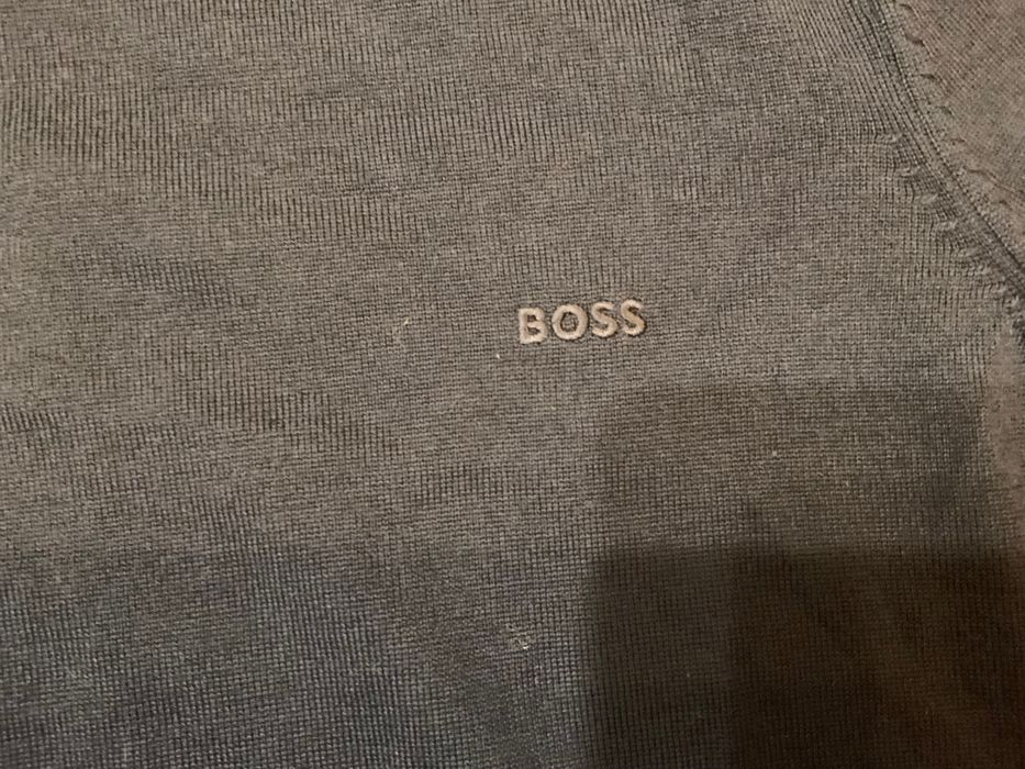 Hugo Boss-оригинален пуловер 50 л