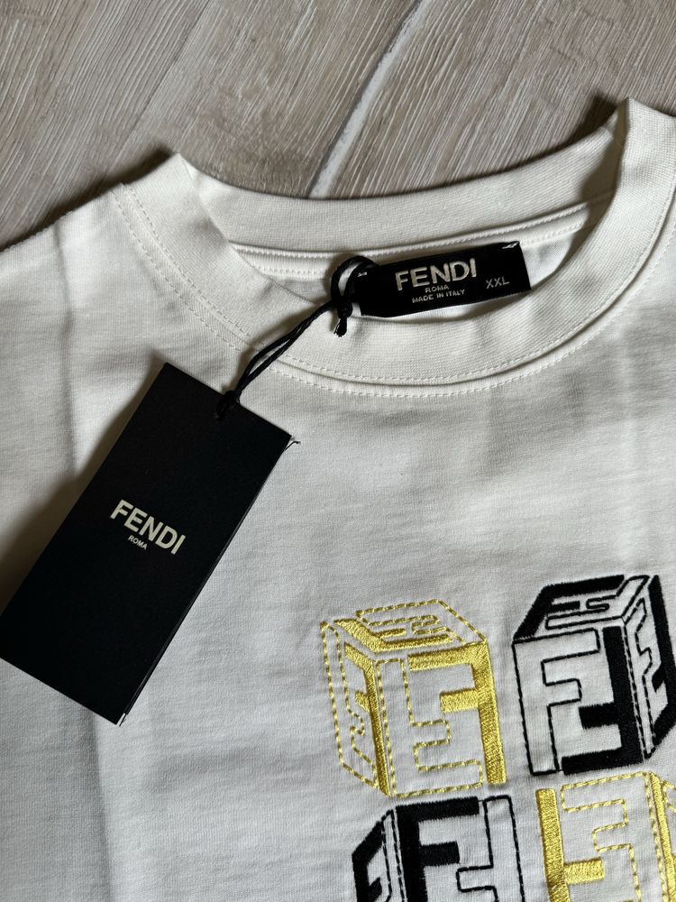 Мъжка тениска Fendi