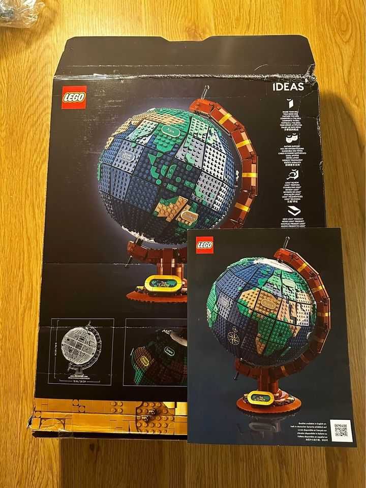 LEGO Globe 21332 - 2500pcs