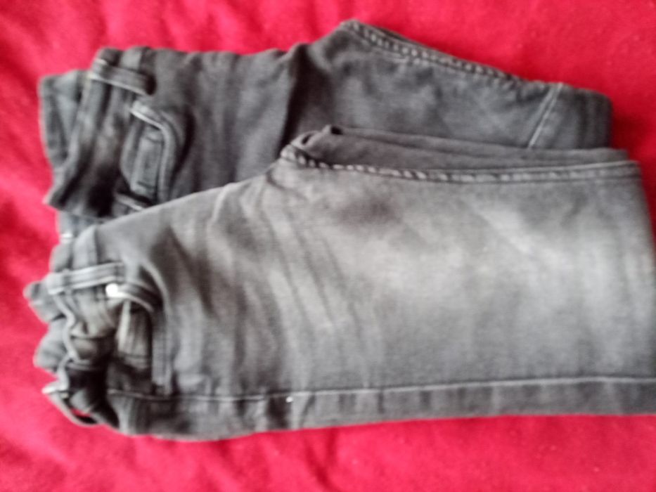 Детски дънки черни