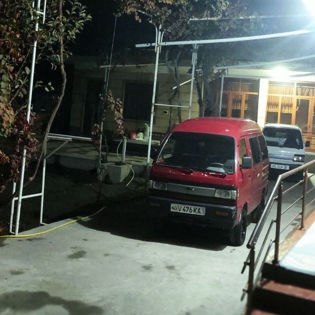 Damas 1 xolati ortacha matori ushagan oledigon odam telefon qilsin