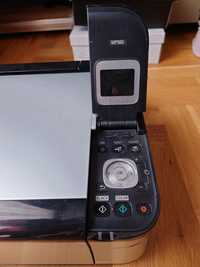 Принтер и скенер Canon Pixma MP560