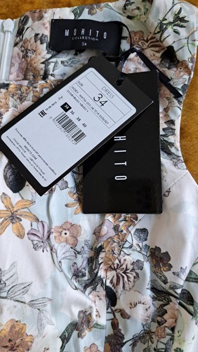 Лятна цветна рокля Mohito, размер S, XS, нова