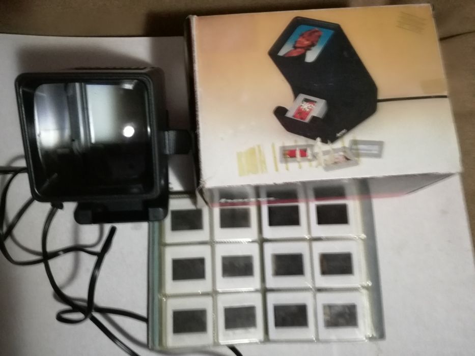 Aparat și diapozitive