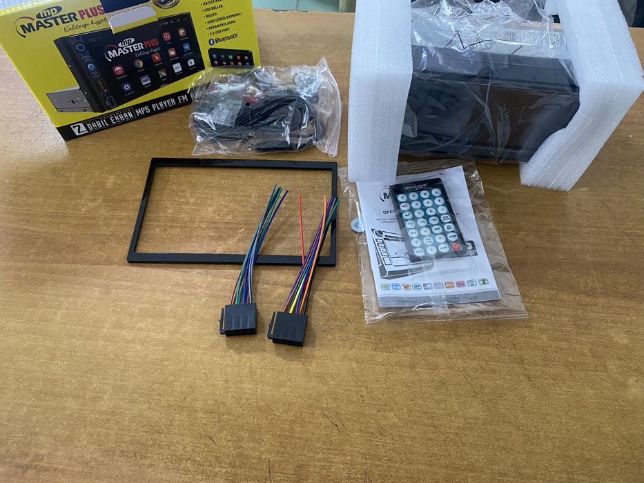 Автомагнитола……………..