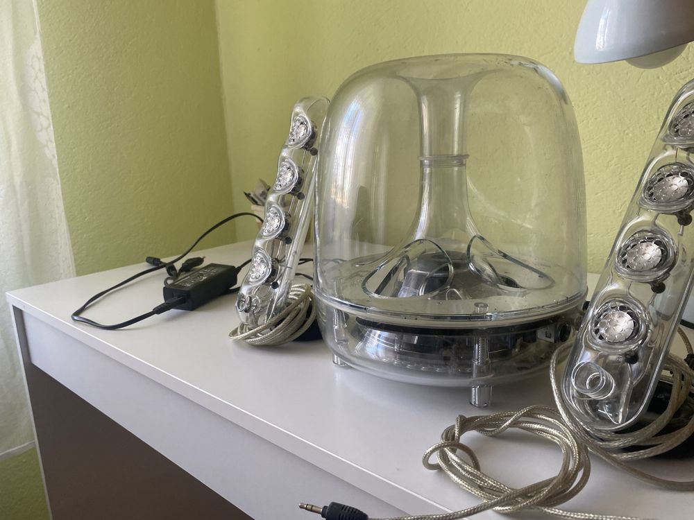 Sistem Harman Kardon Soundsticks 2.1