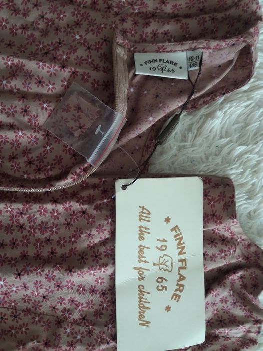 Продаю новое платье Finn Flare, р. 146