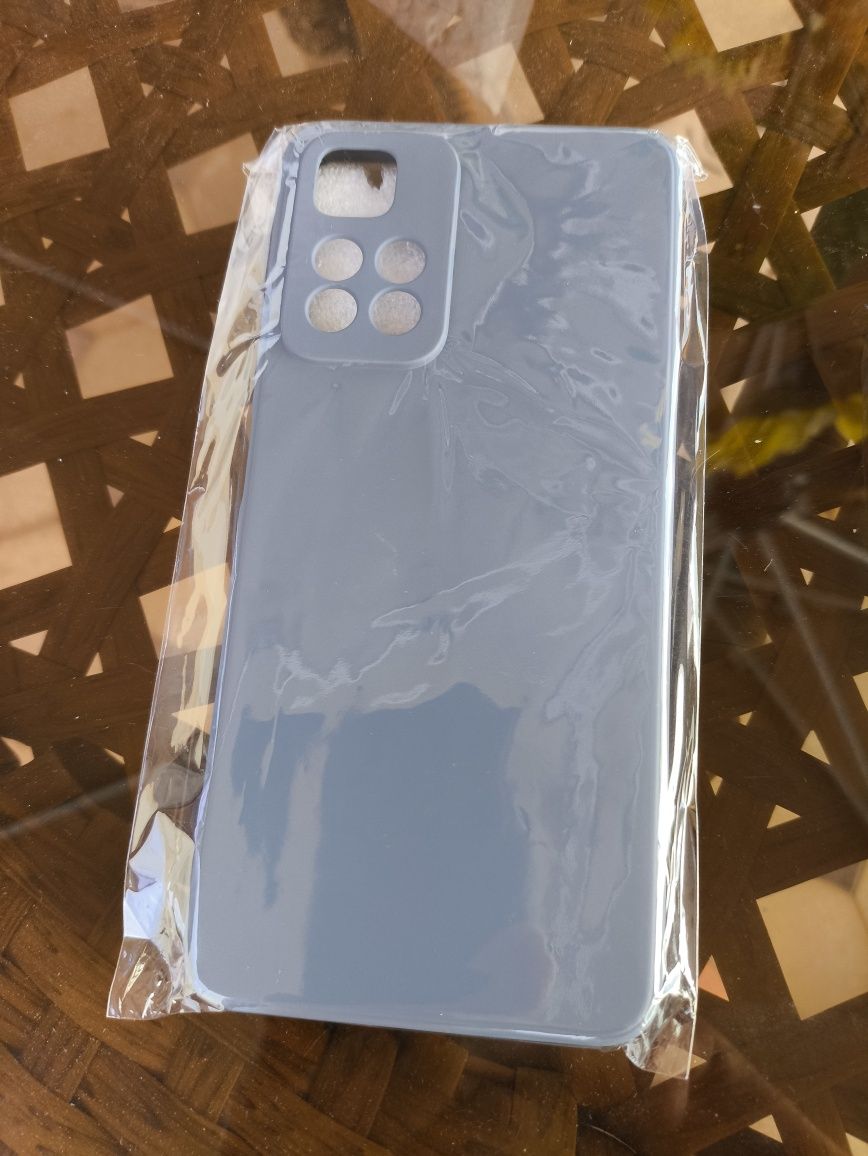 Продаются новые чехлы силиконовые на телефоны Redmi Note 11 Pro