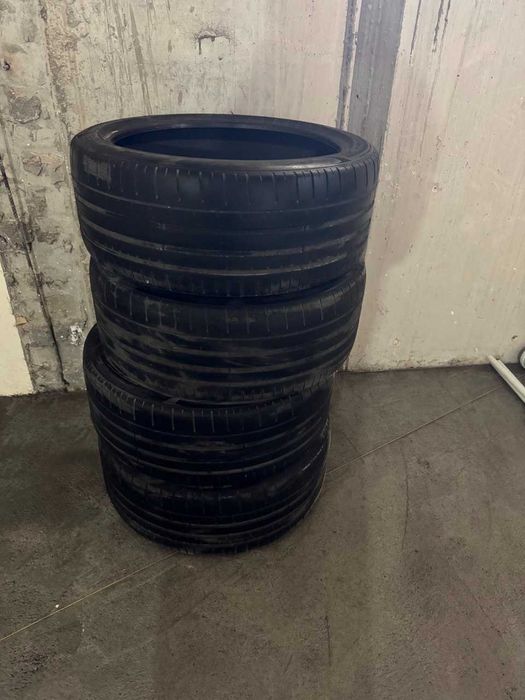 Шина Pirelli 265/40/22 б/у