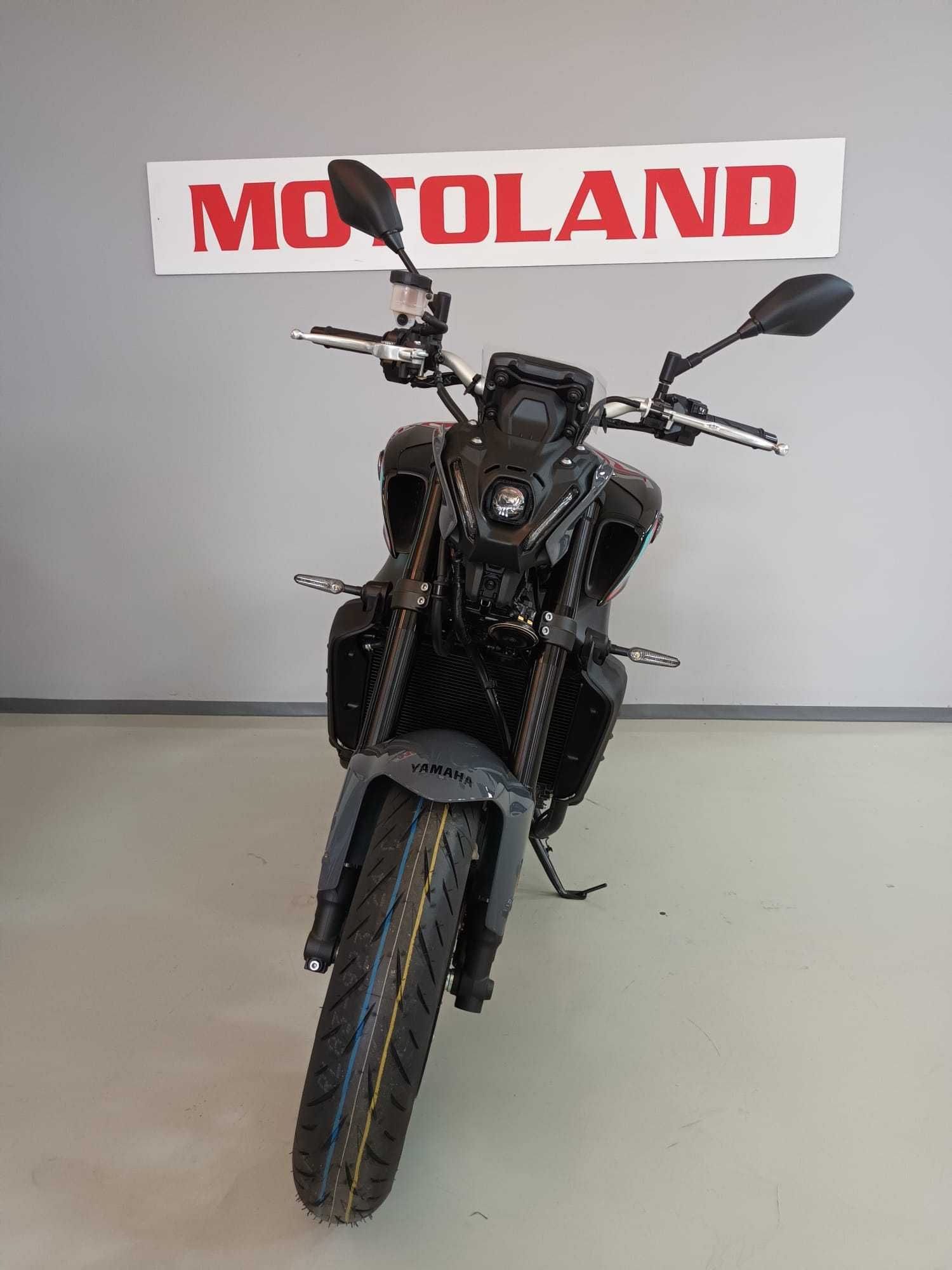 Motocicleta MT-09 2023