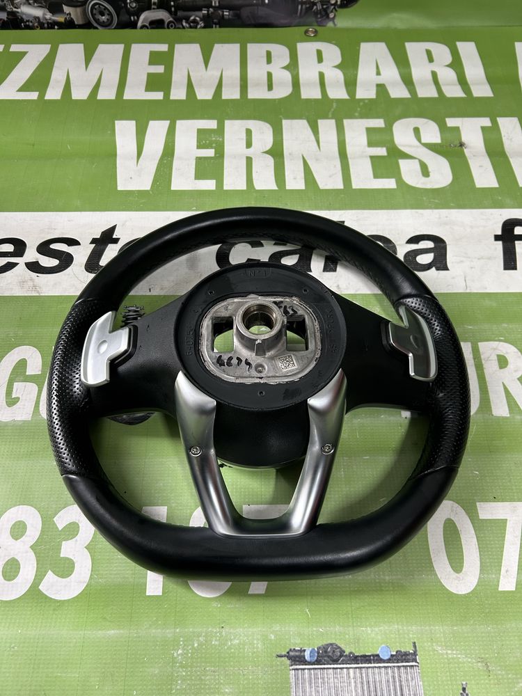 Volan din piele cu padele si comenzi Mercedes W213
