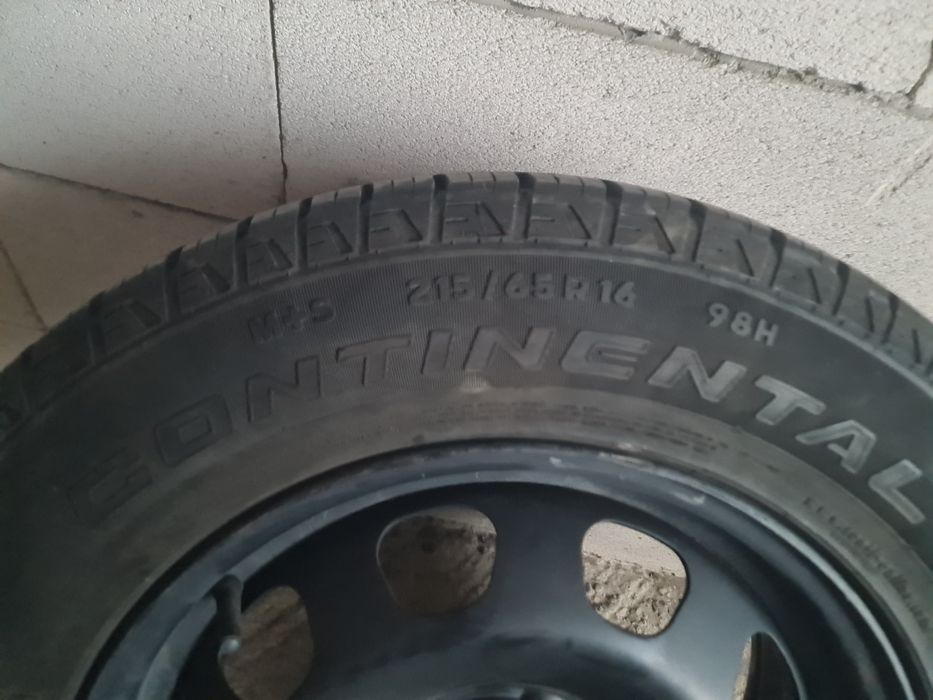 Anvelopă Continental 215/65 R16 cu jantă –  nouă, DOT 2023
