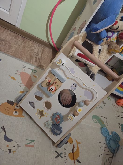 Дървен Уокър - Mony