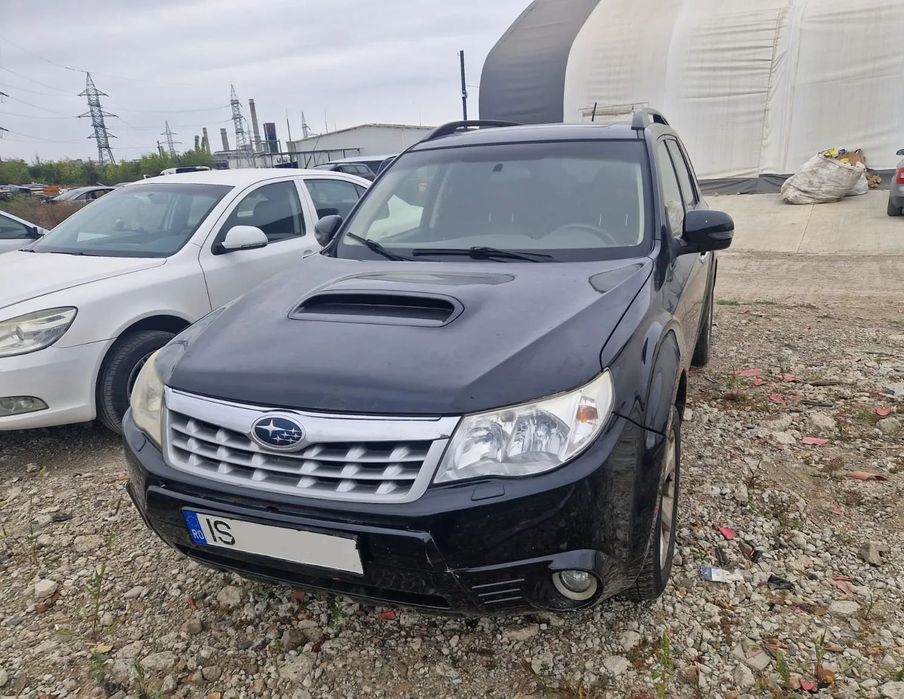 Subaru Forester Motor defect, interior piele, cauciucuri, trapa panoramica mare