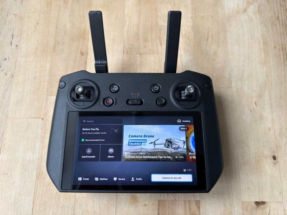 Продавам дистанционно DJI RC Pro Comsumer / Enterprise