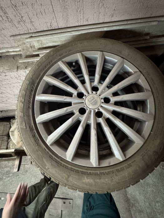 Зимние Шины с дисками и датчиком давления на Хюндай Соната Туксон