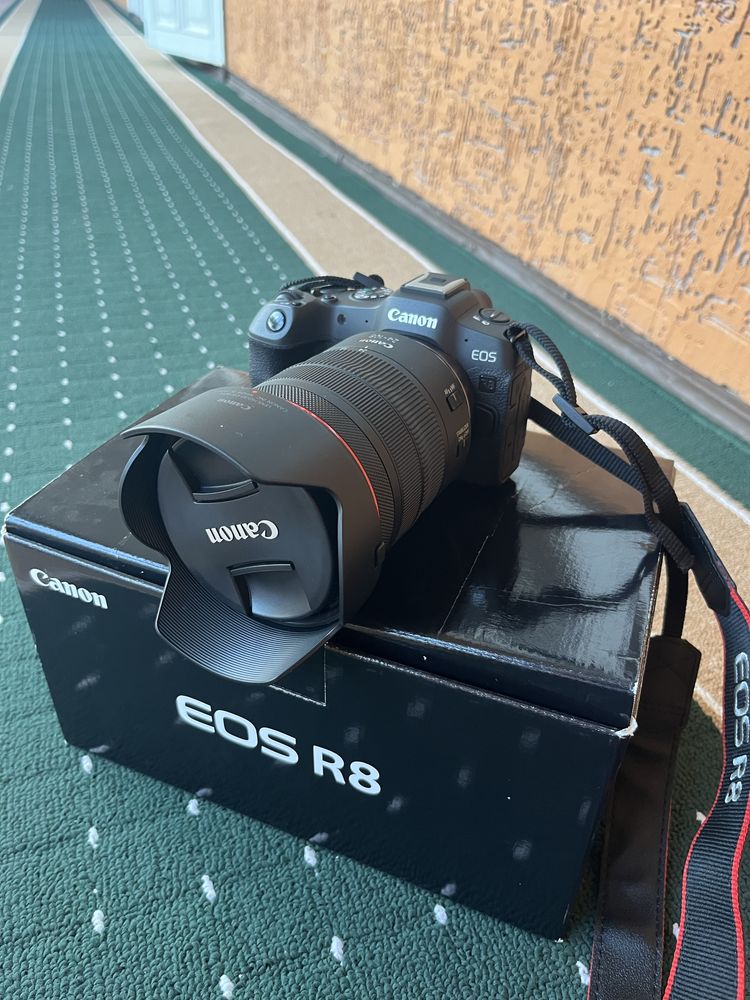 Canon r8 , yangi
