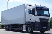 MAN TGX 26.520 / 6x2 / COOLER -8.6 M / UNITATE THERMO KING T-1000R / 2025 R / AXIE LIFTATOR / NOU DIN FABRICĂ