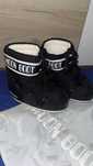 Vand cizme Moon Boot noi