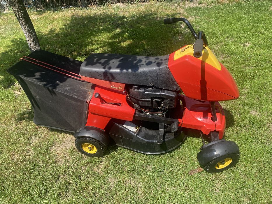 Tractoras de tuns iarba wolf scooter