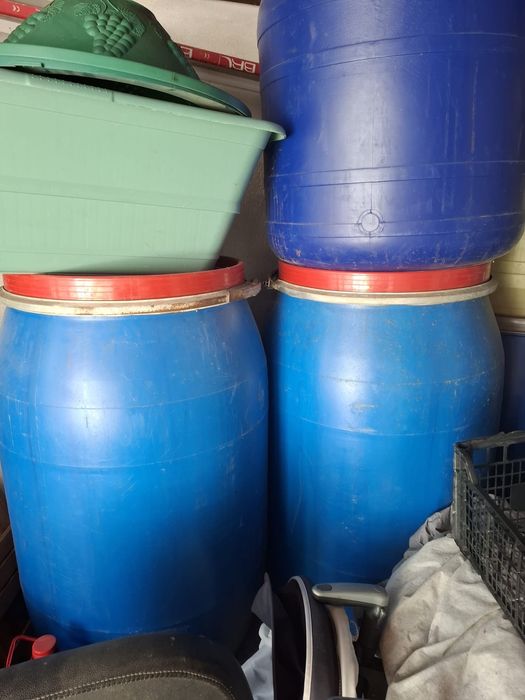 Butoaie plastic fermentate struguri