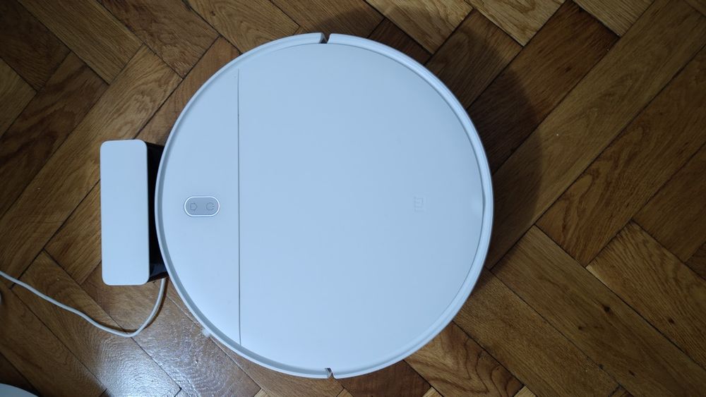 Xiaomi Mi Robot Vacuum Mop Essential