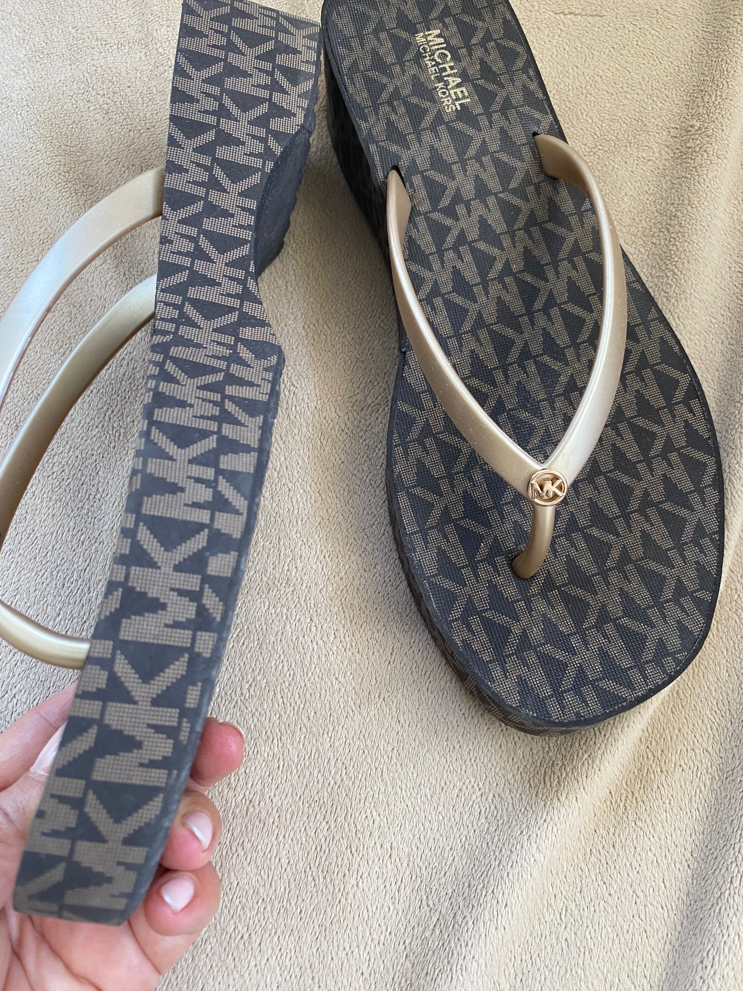 Страхотни чехли Michael Kors