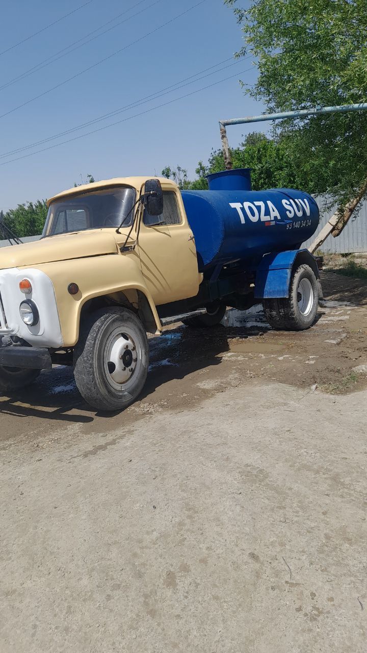 Gaz 53 suv tashuvchi sotiladi