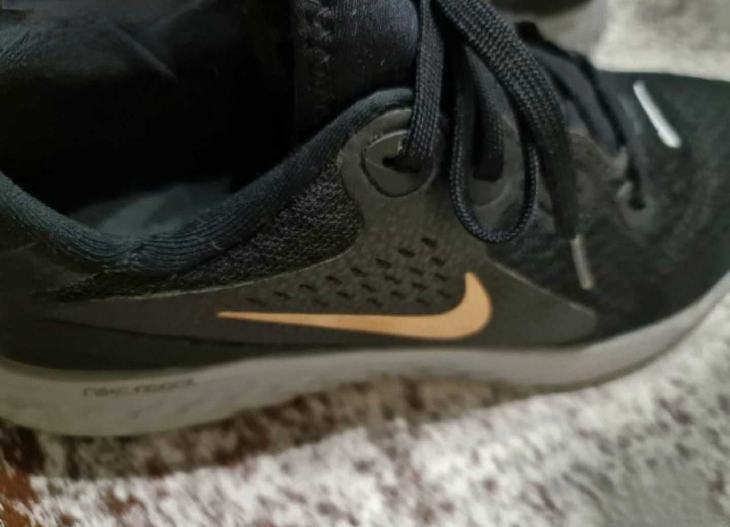 Маратонки Nike Rebel LEGEND React