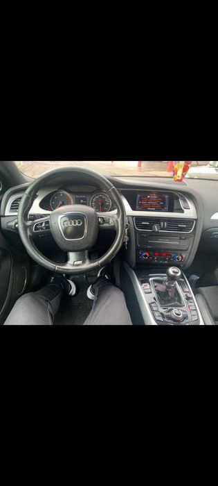Vând Audi a4 b8 S-line