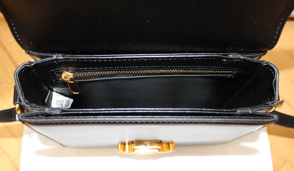 Дамската чанта Céline Triomphe