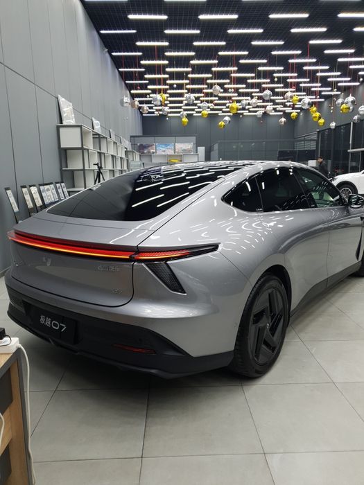 Jiyue Jidu Robo 07. Elektro 660km.