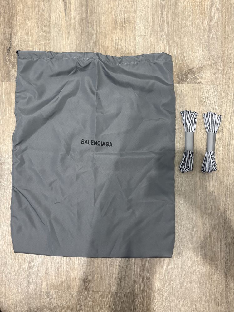 Balenciaga Track
