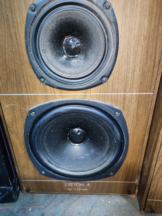 Boxe vintage loeve și celestion Ditton 4