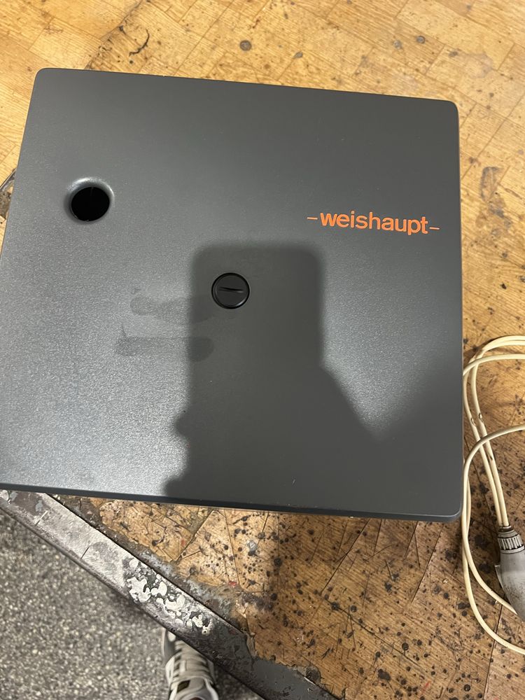 Weishaupt WL10 капак за горелка