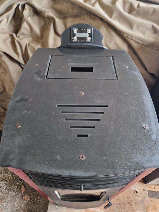 Пелетна вентилаторна печка Burnit 8 kw