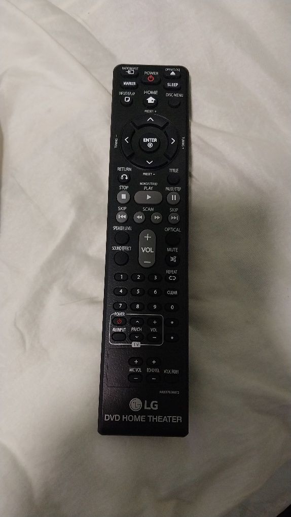 Domashniy kenoteatr LG lhd 647 RMS 1000W yangiday