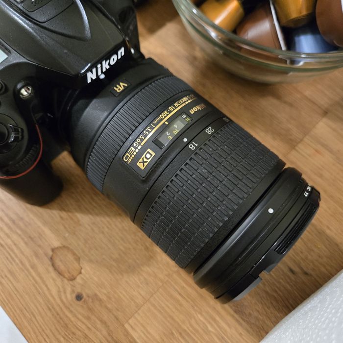 Nikon d7200 + af-s 18-300 G ED VR II